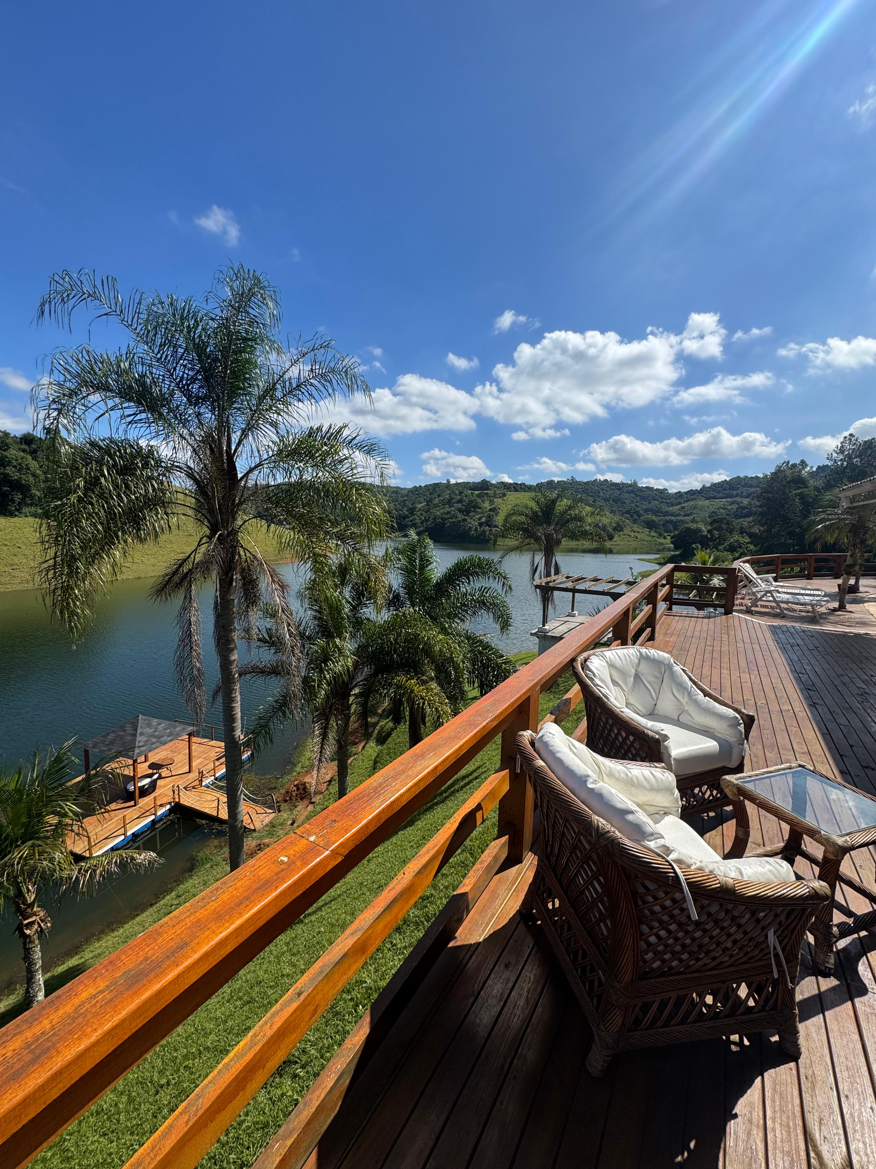 Chácara pé na água em Santa Isabel